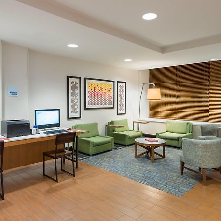 Holiday Inn Express - Times Square By Ihg New York Esterno foto