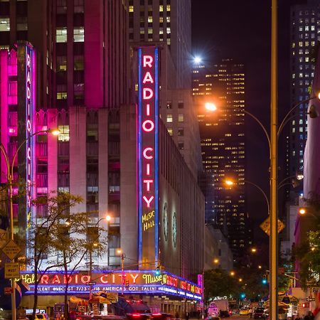 Holiday Inn Express - Times Square By Ihg New York Esterno foto