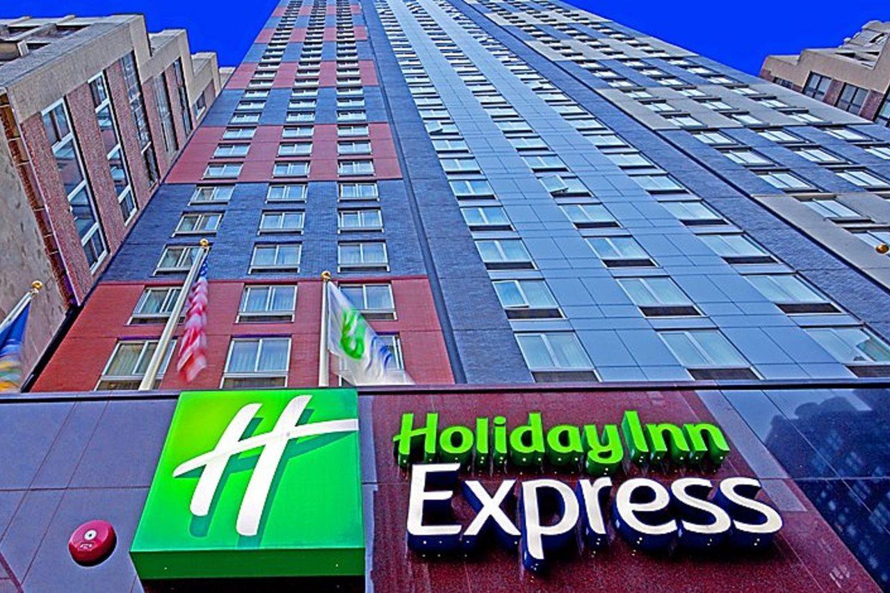 Holiday Inn Express - Times Square By Ihg New York Esterno foto