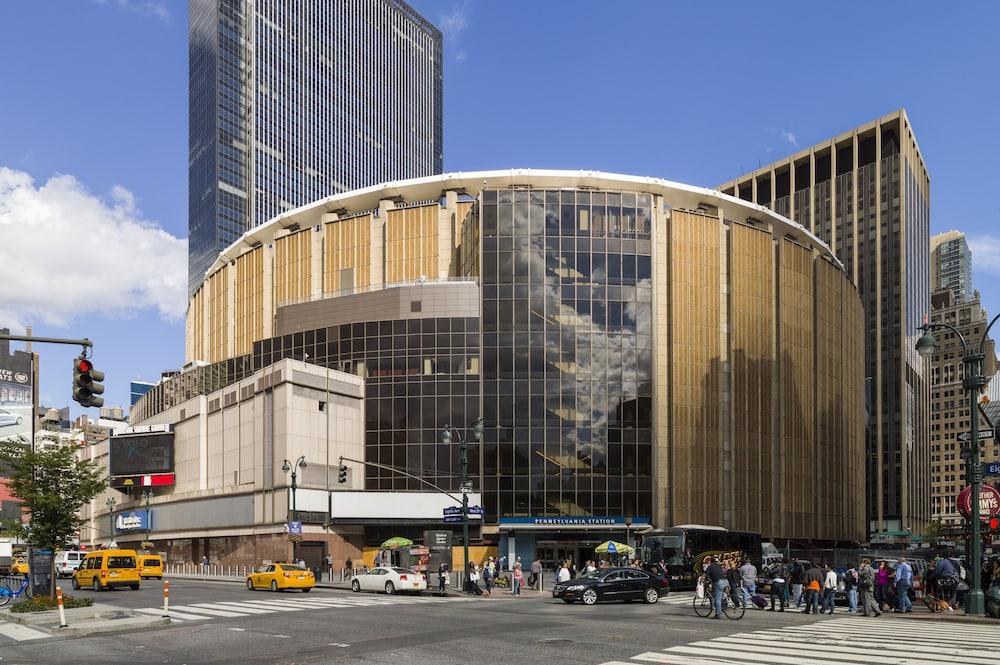 Holiday Inn Express - Times Square By Ihg New York Esterno foto