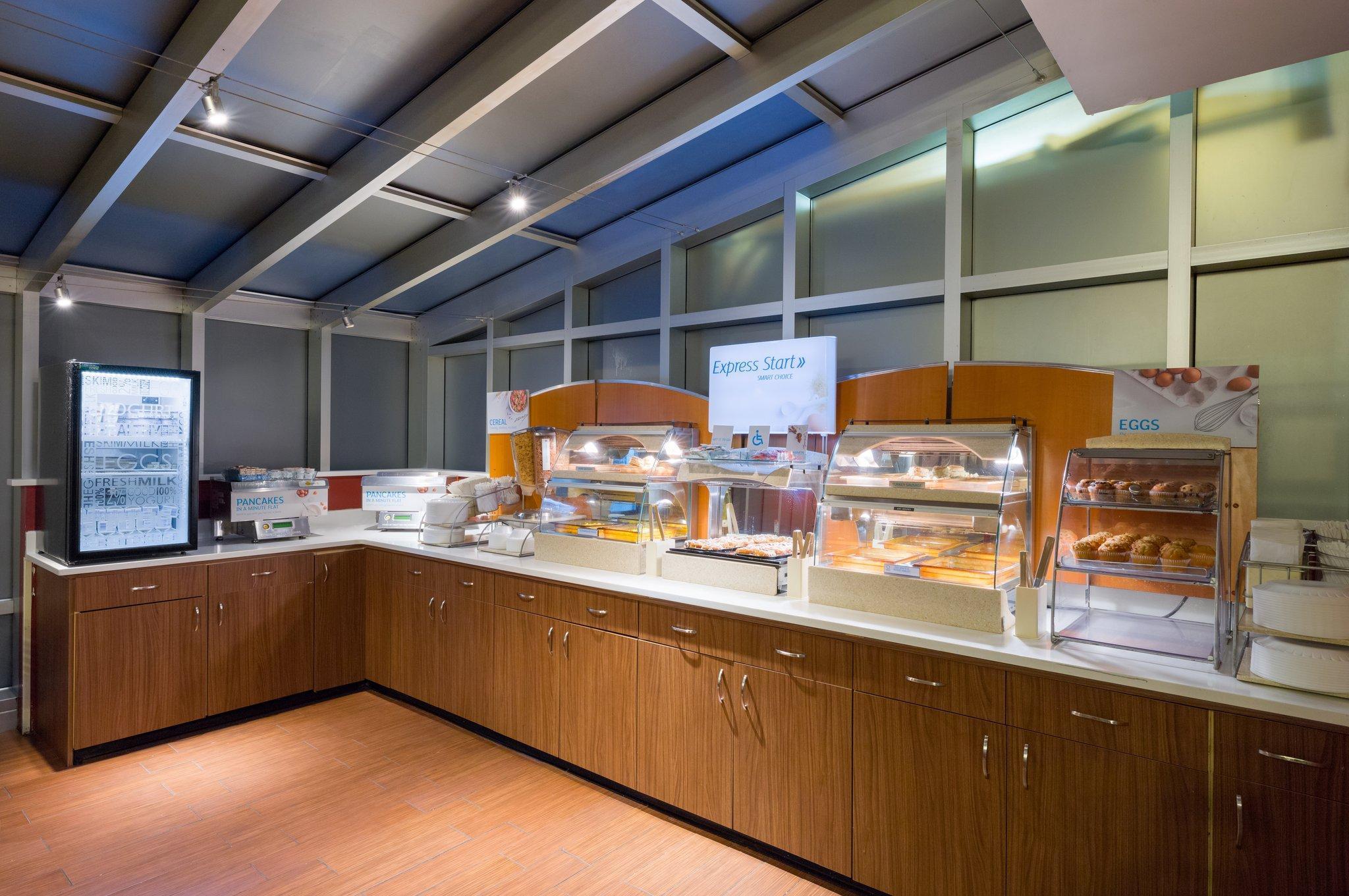 Holiday Inn Express - Times Square By Ihg New York Esterno foto