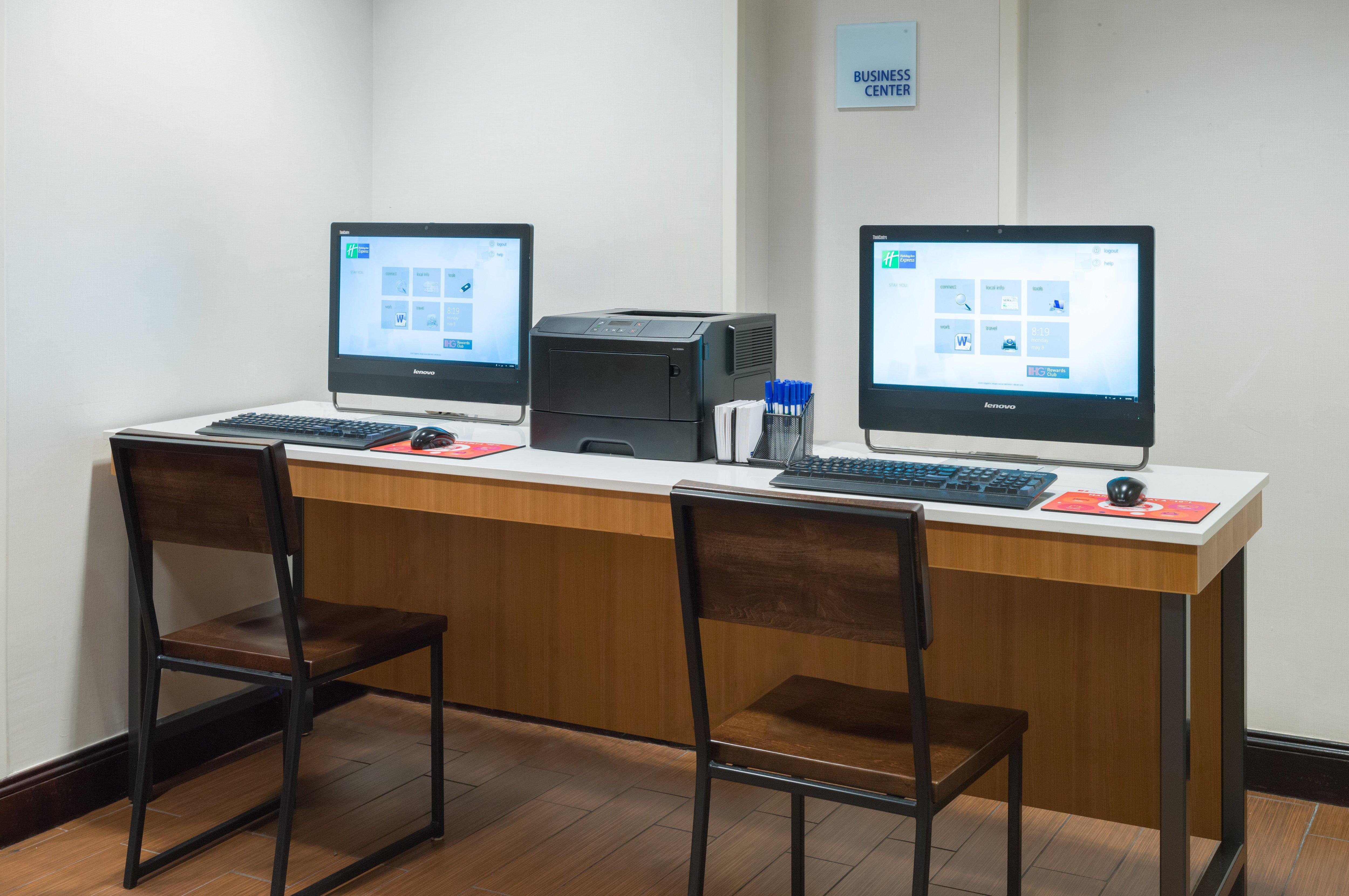 Holiday Inn Express - Times Square By Ihg New York Esterno foto