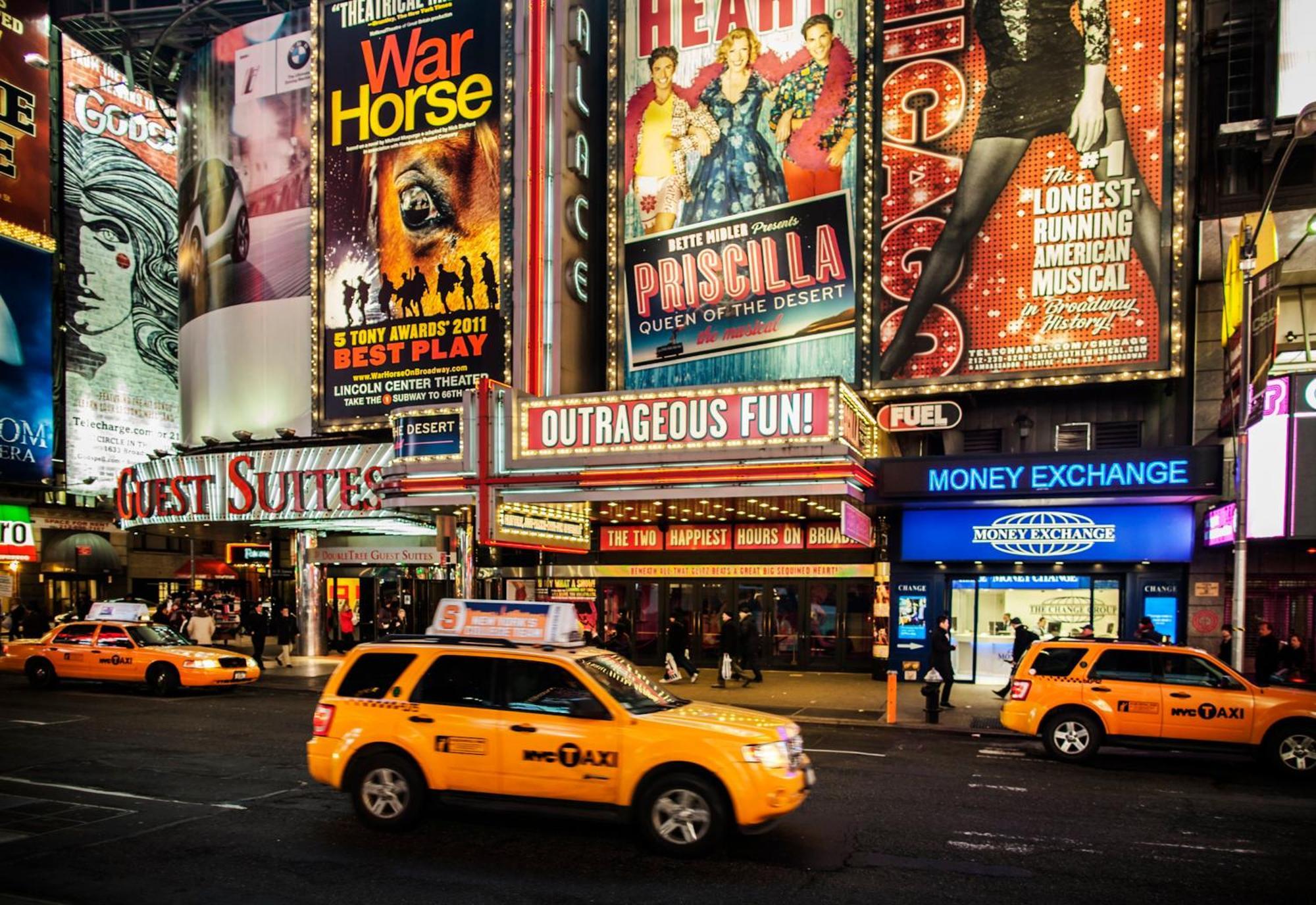 Holiday Inn Express - Times Square By Ihg New York Esterno foto