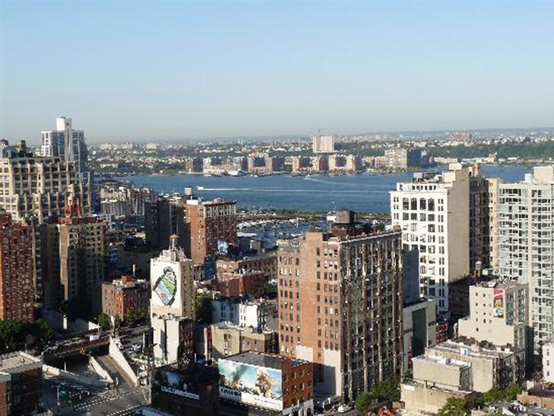 Holiday Inn Express - Times Square By Ihg New York Esterno foto
