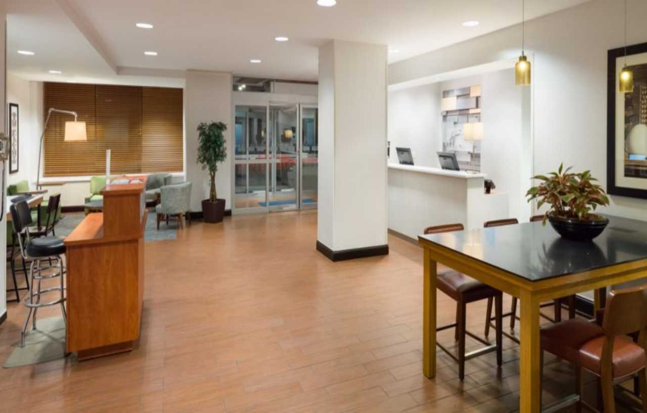 Holiday Inn Express - Times Square By Ihg New York Esterno foto